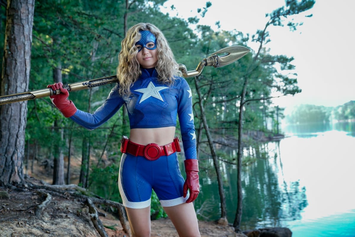 Stargirl Season Preview Courtney Finds Herself Caught In A Cold War