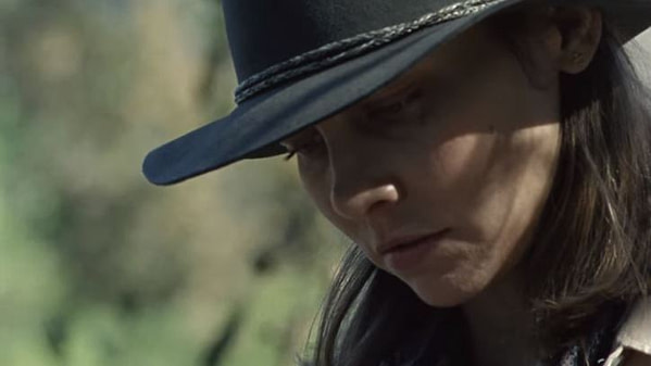 Lauren Cohan's Maggie reads Carol's letter in The Walking Dead season 10.