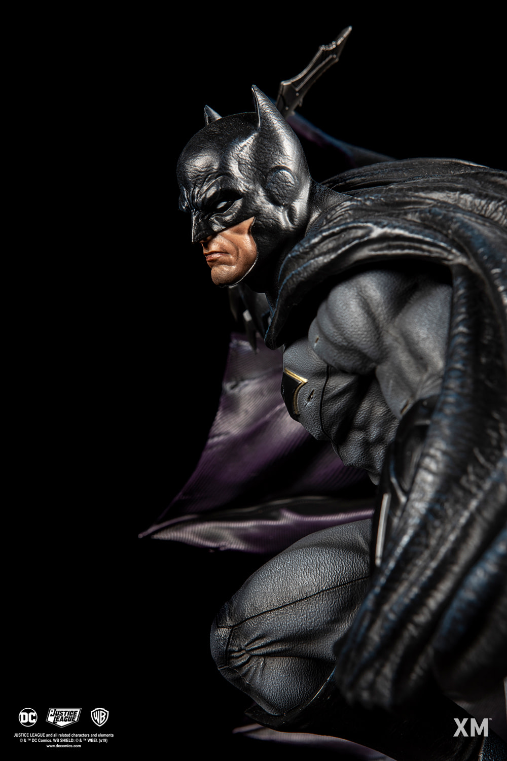 xm batman statue