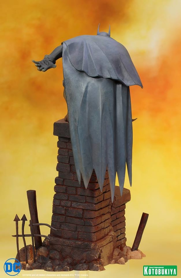 gotham by gaslight statue