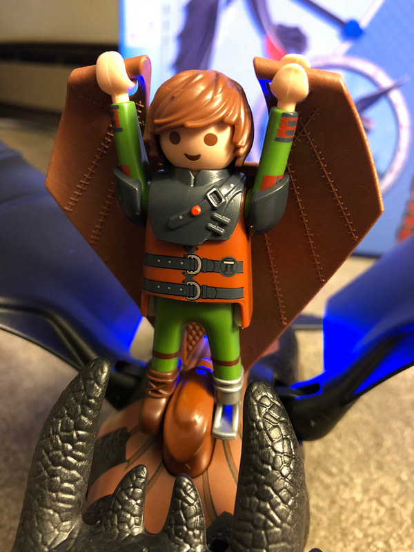 Playmobil's Adorable Figure Of Toothless From How To Train Your Dragon