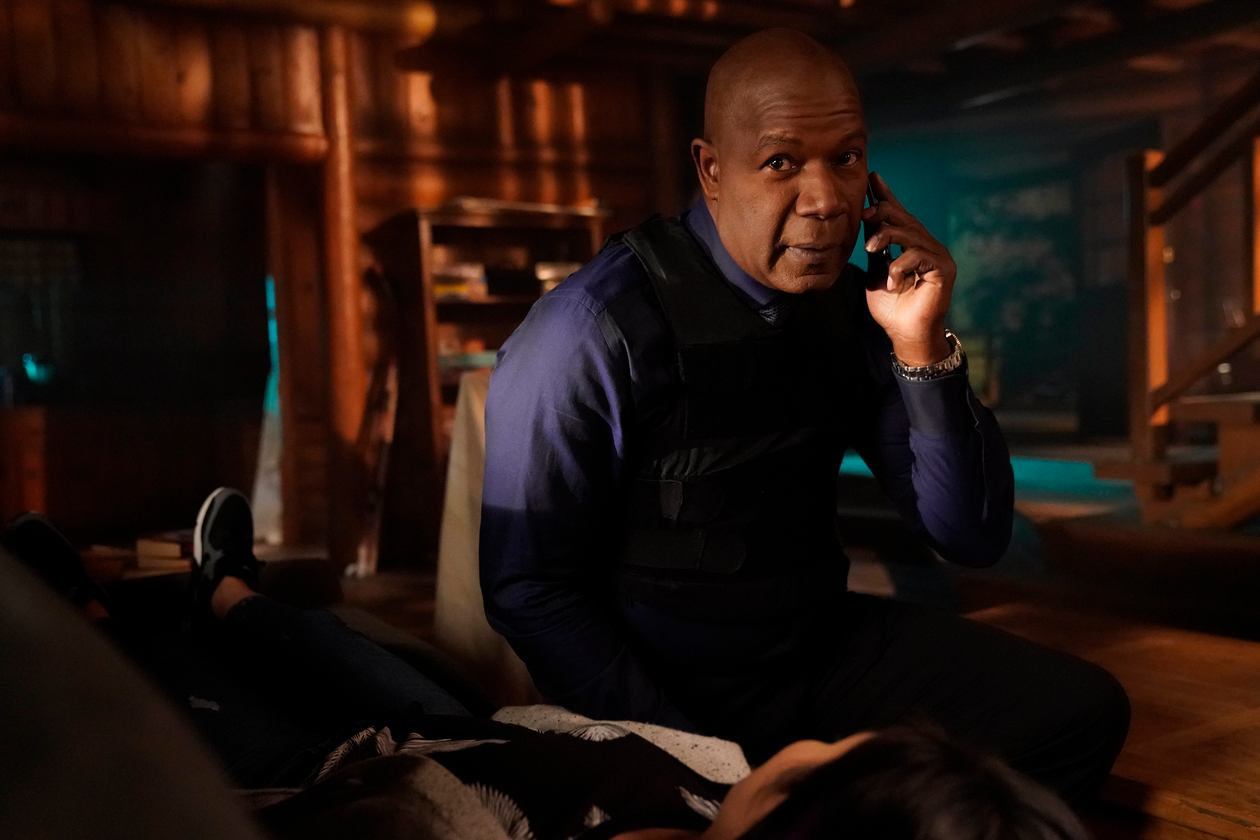 "Lucifer" Season 5: Dennis Haysbert Promoted to God [PREVIEW]