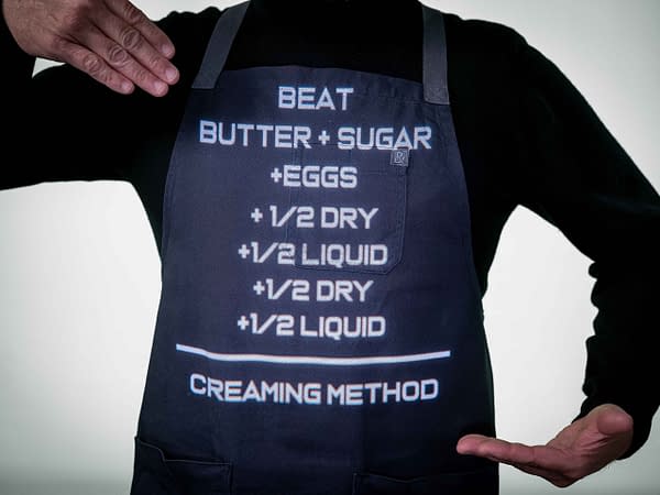 Alton Brown revient avec un épisode sur le thème du gâteau de Good Eats: Reloaded, gracieuseté de Cooking Channel.