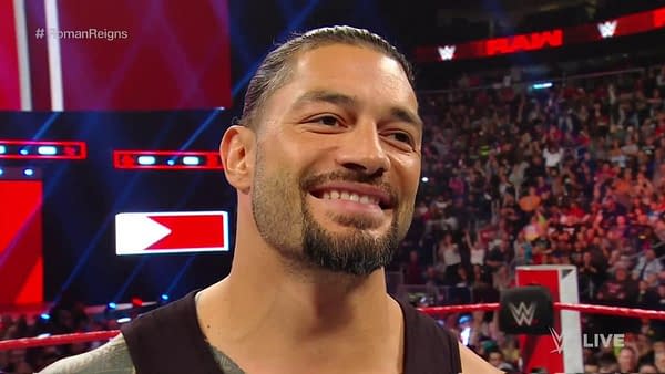 Roman Reigns apparaît sur WWE Raw