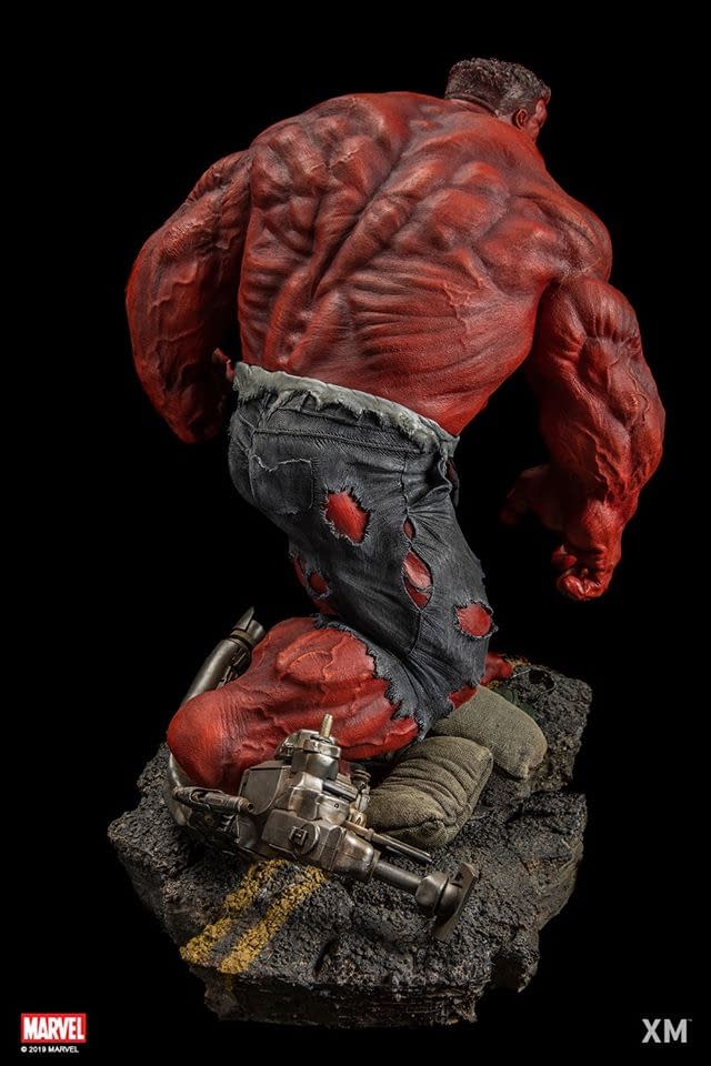 xm studios hulk statue