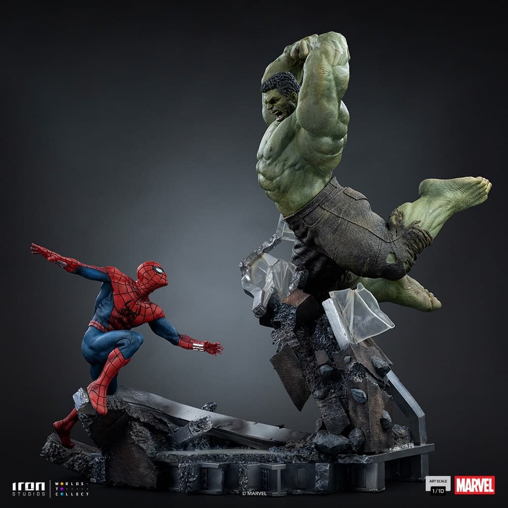 Spider-Man Takes on the Fury of the Hulk in New Iron Studios Statue