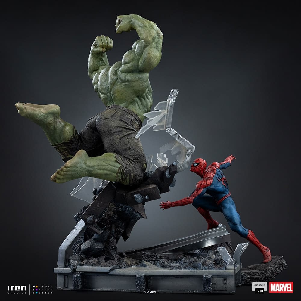 Spider-Man Takes on the Fury of the Hulk in New Iron Studios Statue