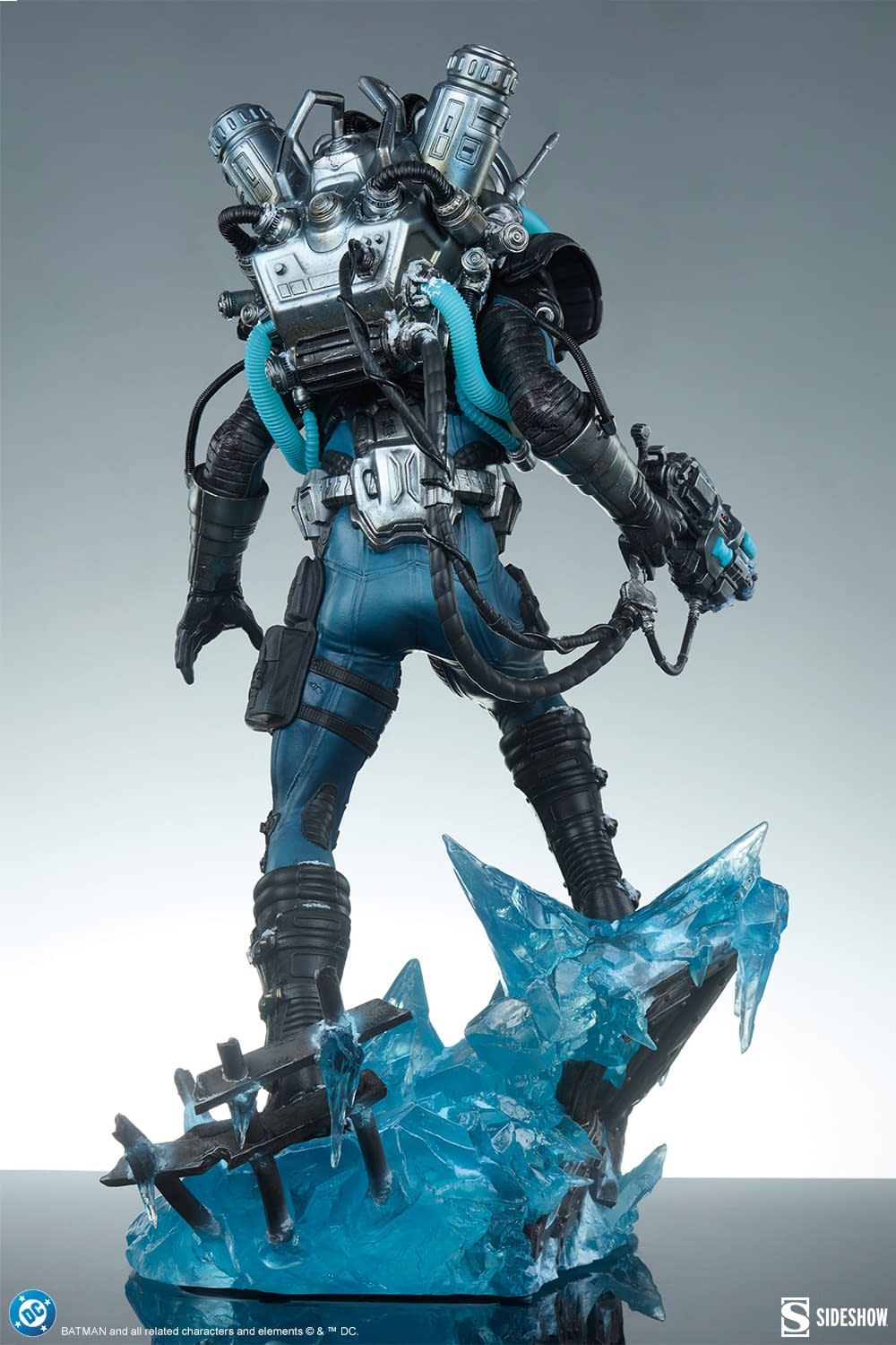 Sideshow Brings the Cold with New DC Comics Mr. Freeze Statue