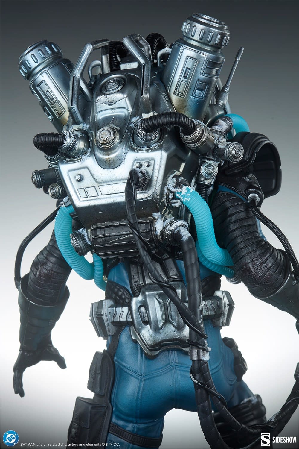 Sideshow Brings the Cold with New DC Comics Mr. Freeze Statue