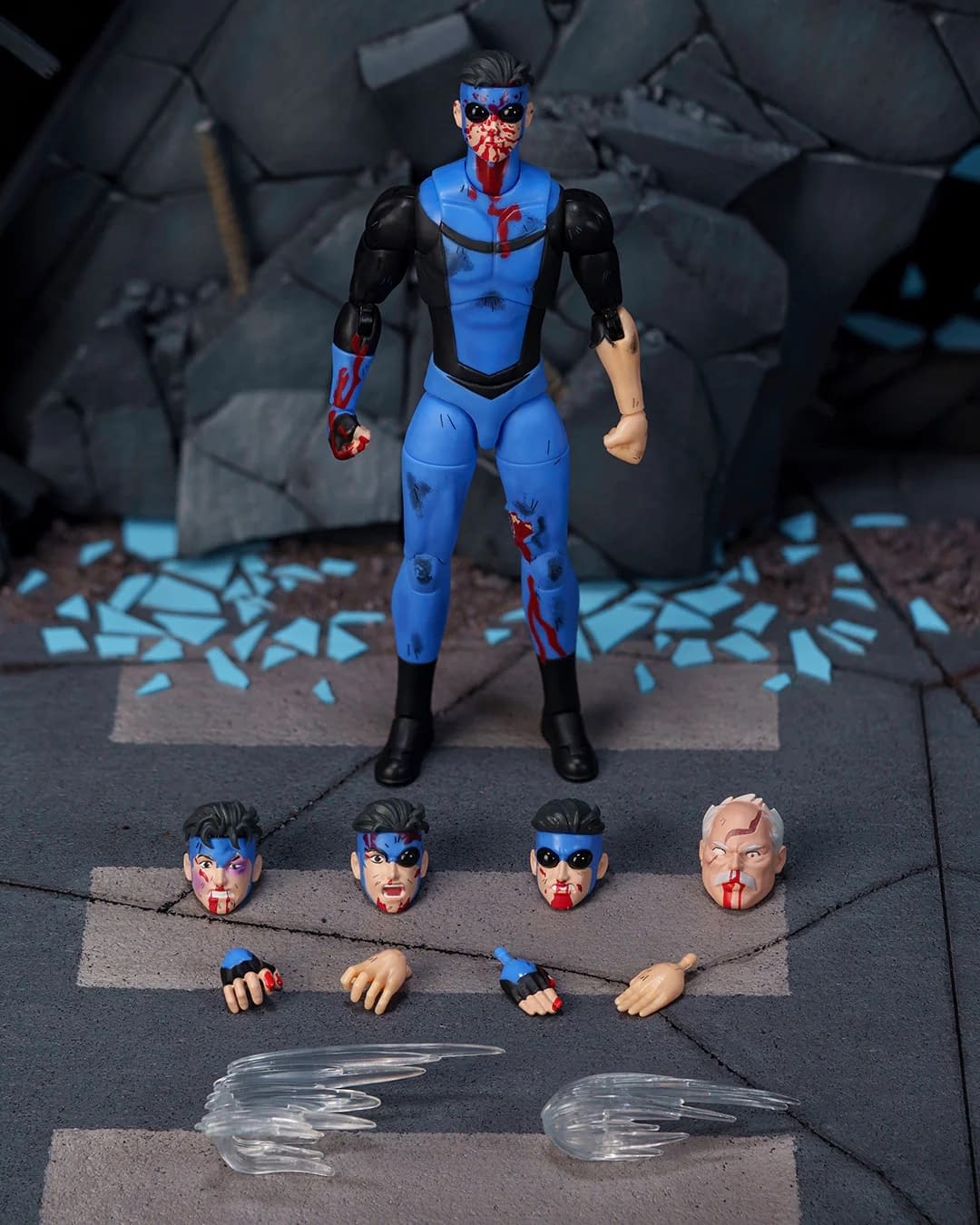 Jada Toys Unveils SDCC Exclusive Battle-Damaged Invincible Figure
