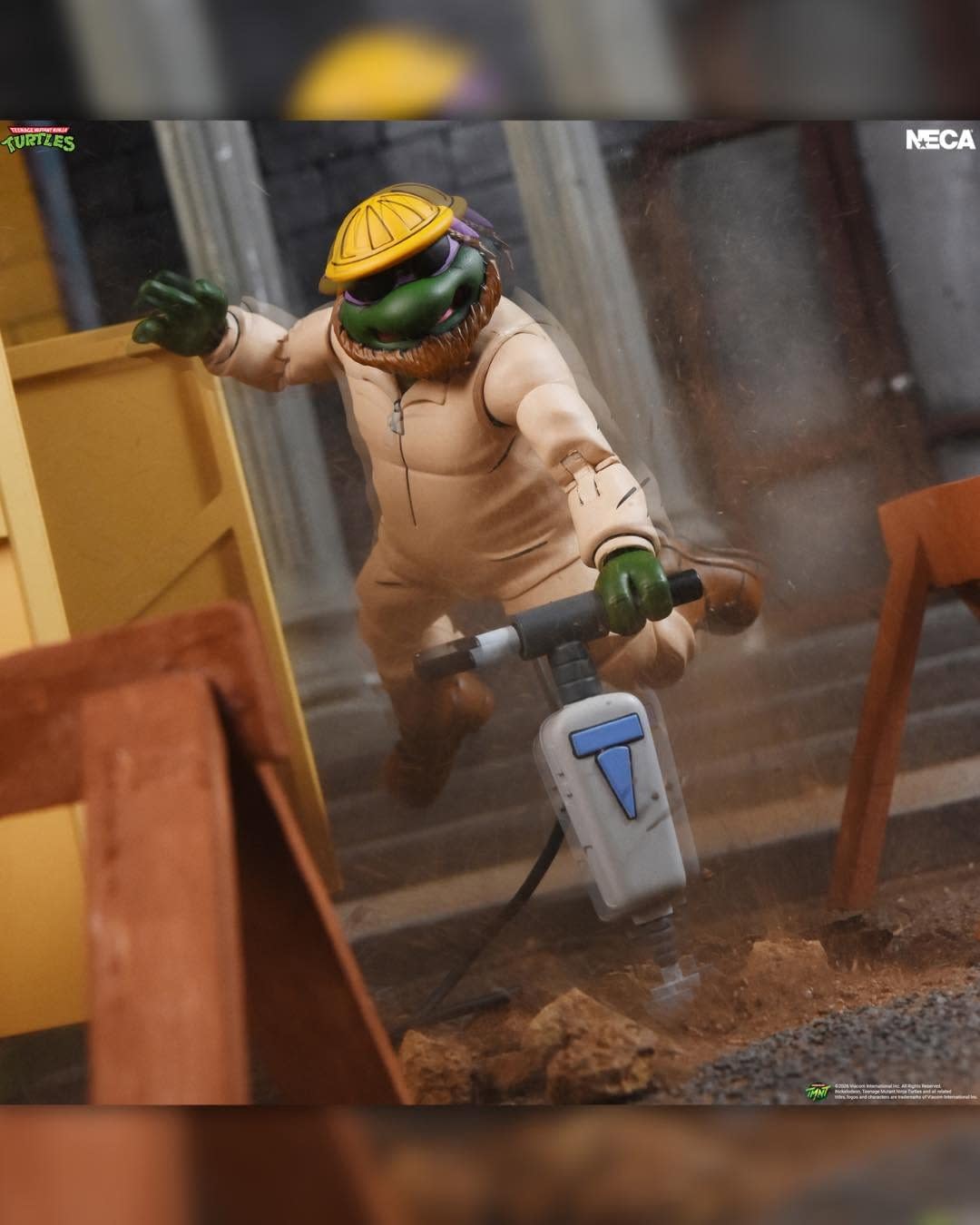 New NECA Deep-Cut Construction Donatello TMNT Figure Revealed