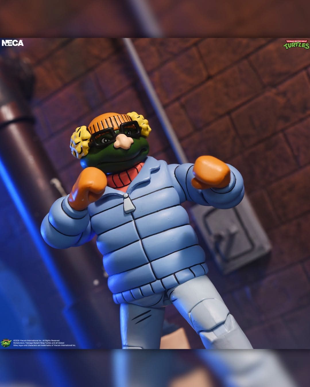 New Teenage Mutant Ninja Turtles Incognito Mikey Arrives from NECA