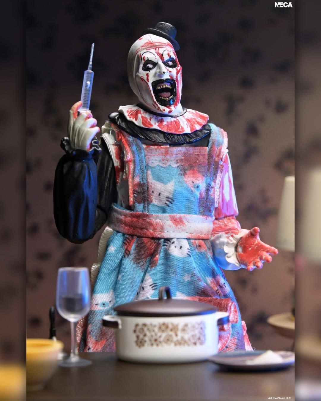 NECA Debuts Ultimate Thanksgiving Art the Clown from Terrifier 2