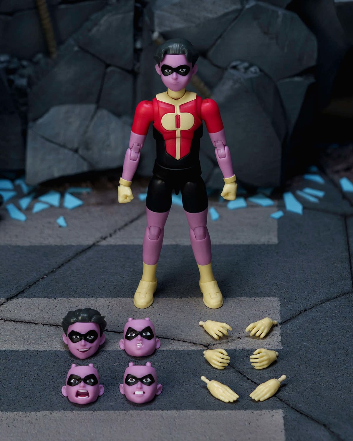 Kid Omni-Man Join the Fight with Jada Toys 1/12 Invincible Collection