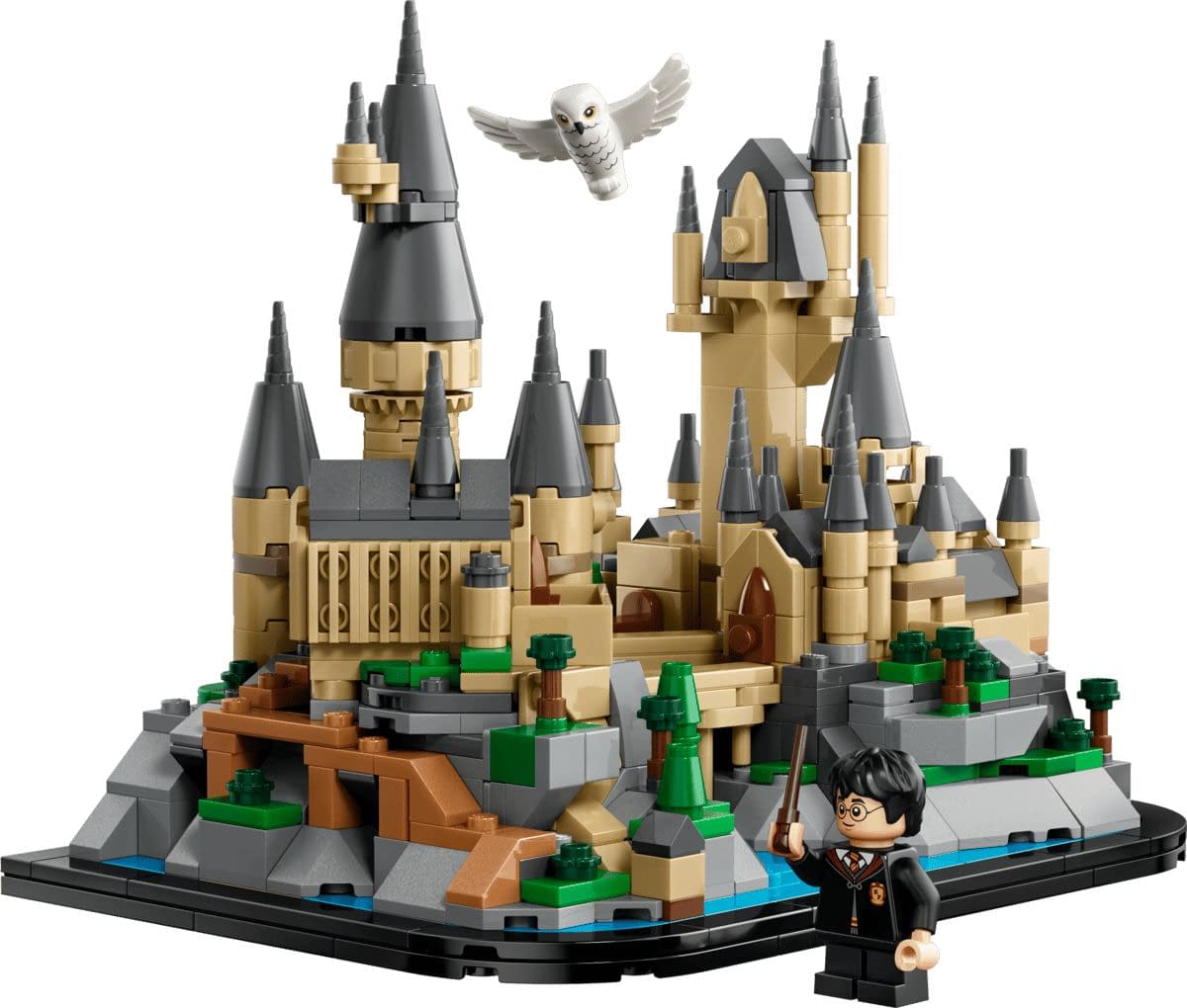 Harry Potter Returns to LEGO with New Mini Hogwarts Castle Set