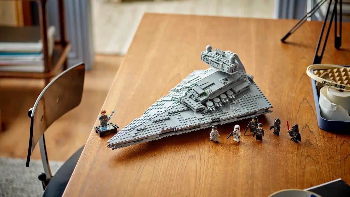 The Empire Arrives at LGO with New Star Wars Imperial Star Destroyer