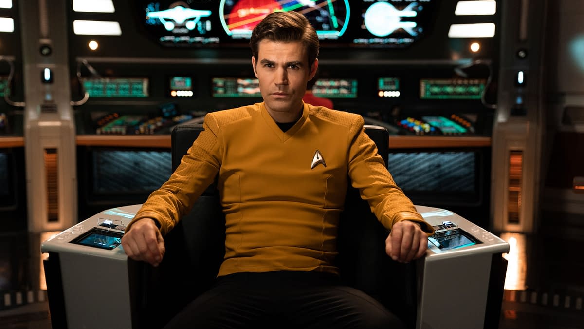 Strange New Worlds: Goldsman Says Kirk Will Be in Command Before End