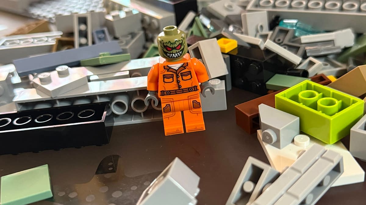 Halloween at the LEGO Arkham Asylum - Welcome to the Asylum