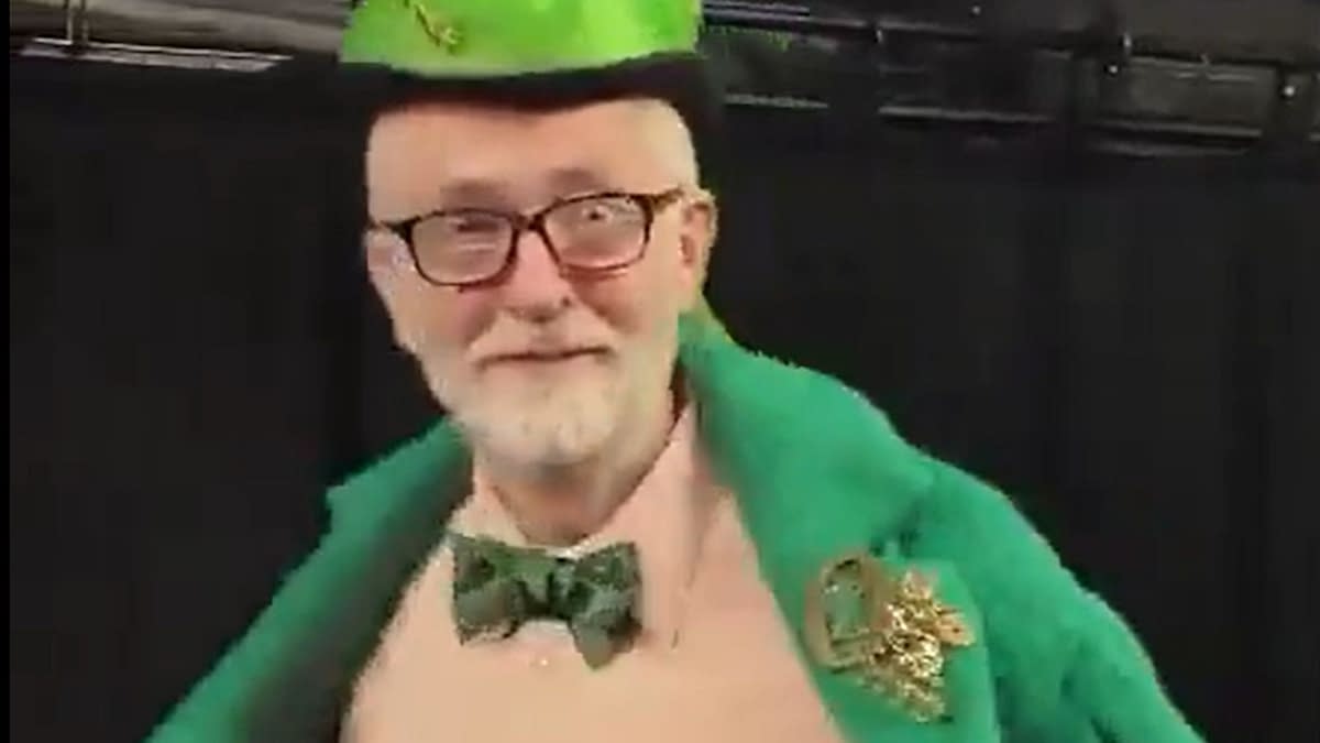Jeremy Corbyn To Play The Wizard Of Oz In Pantomime This Christmas