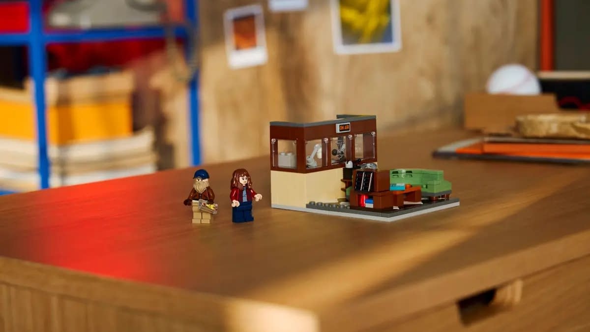 LEGO Debuts Gift with Purchase - Stranger Things: WSQK Radio Station