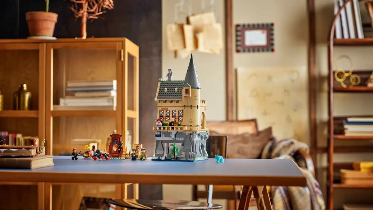 Check Into the Hogwarts Hospital Wing with LEGO Harry Potter