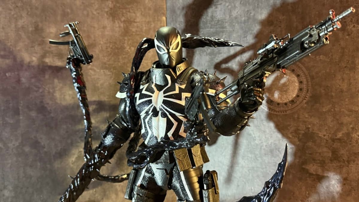 Hot Toys Embraces the Symbiote with Marvel Comics 1/6 Agent Venom