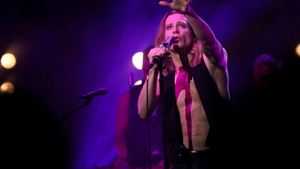 The Vampire Lestat Performs "Long Face" Live; "Toledo" Playlist