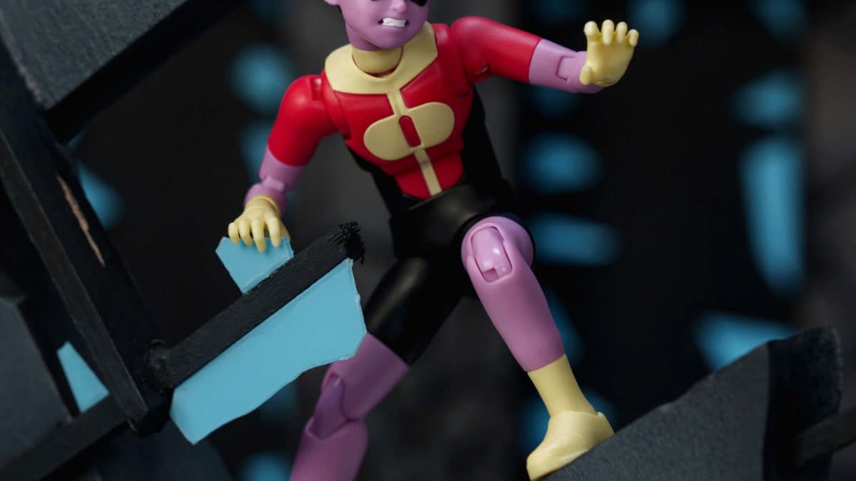Kid Omni-Man Join the Fight with Jada Toys 1/12 Invincible Collection