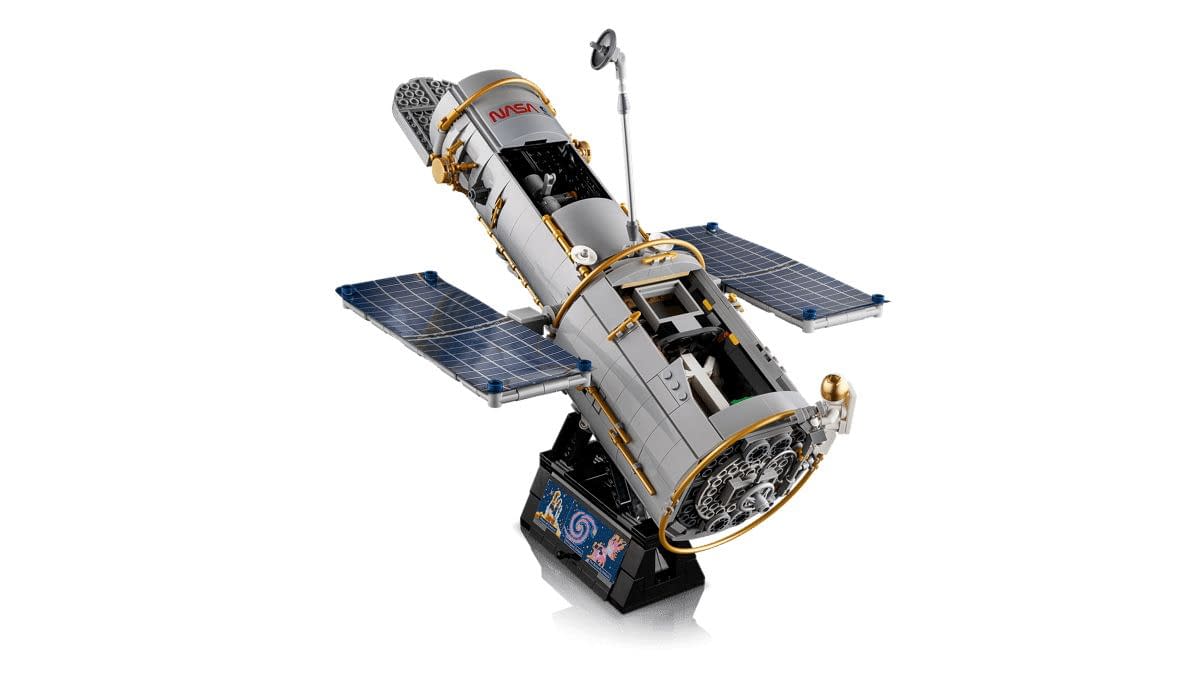 See the Stars with the Brand-New Hubble Space Telescope LEGO Set