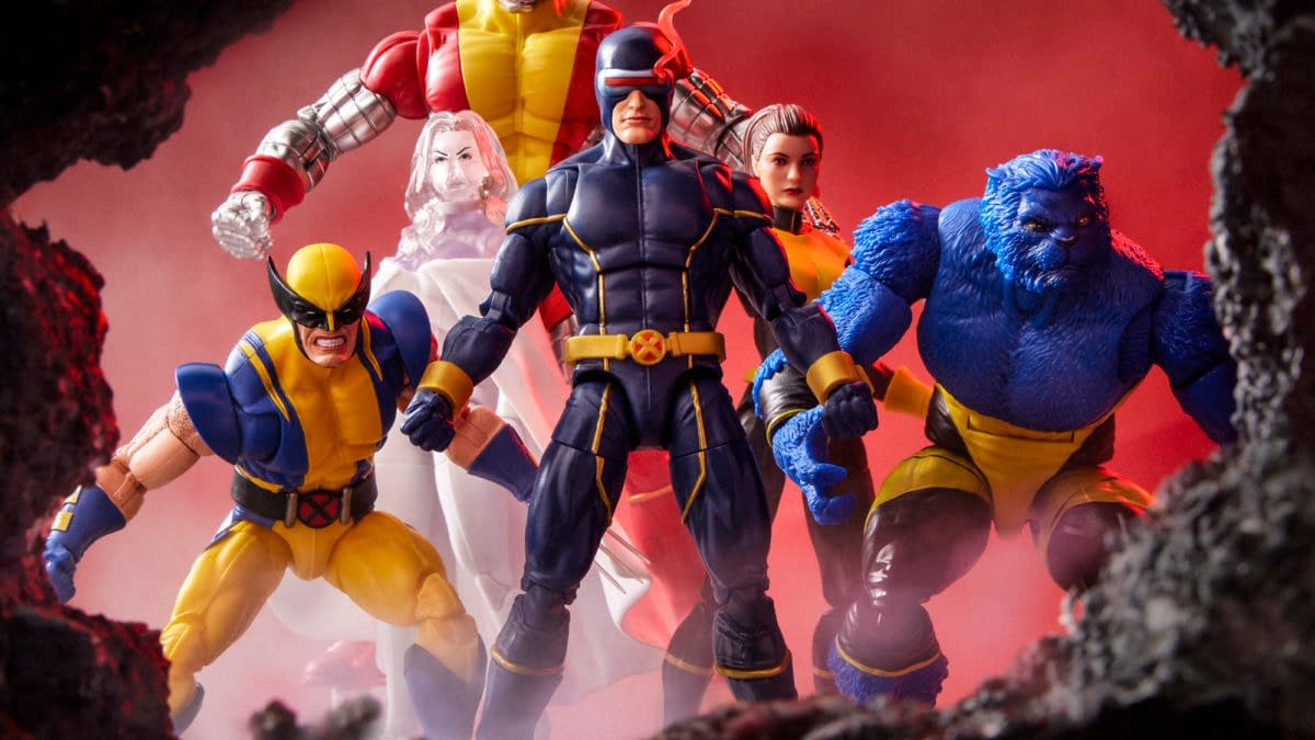 Astonishing X-Men Marvel Legends Wolverine & Cyclops 2-Pack Debuts
