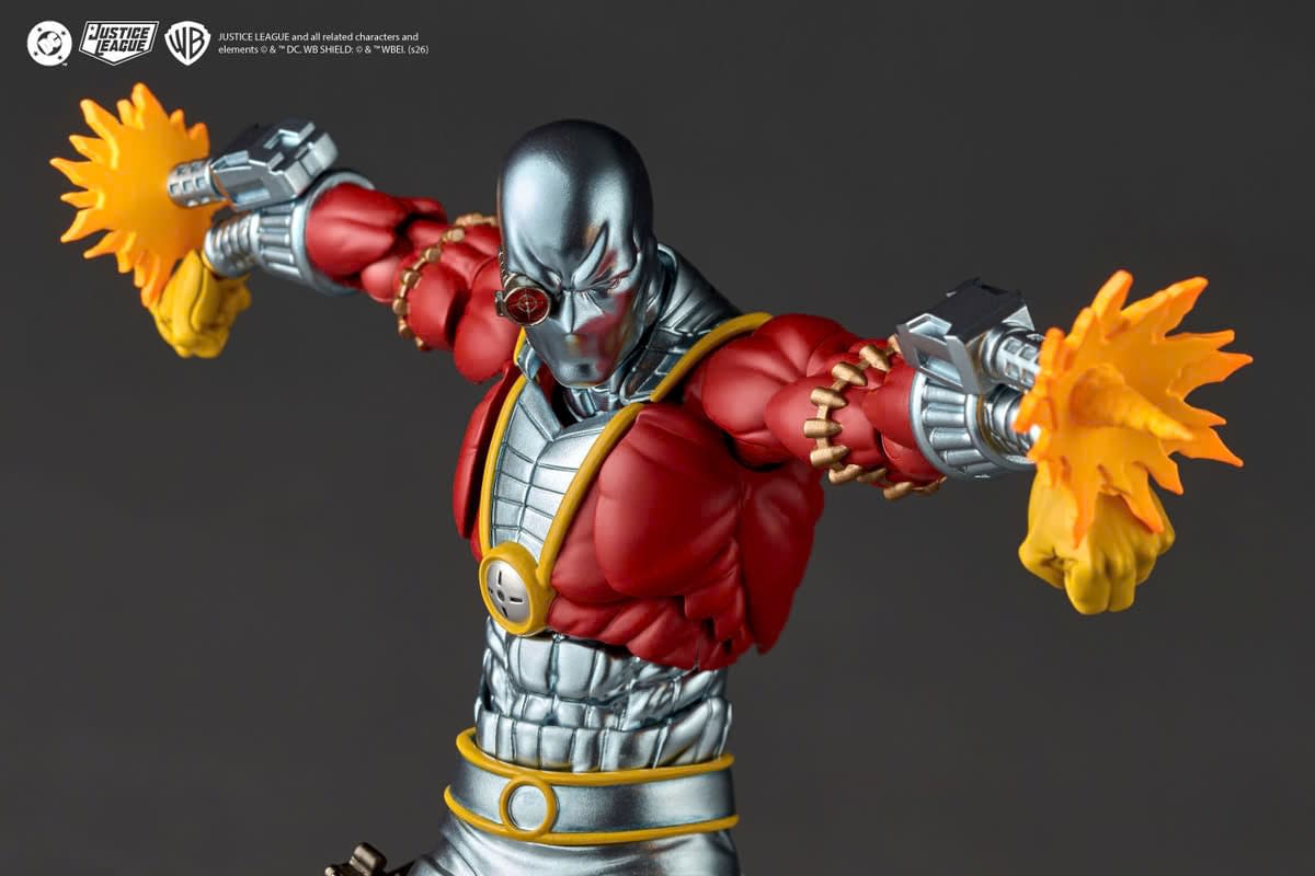 DC Comics Deadshot Amazing Yamaguchi Revoltech Arrives from Kaiyodo