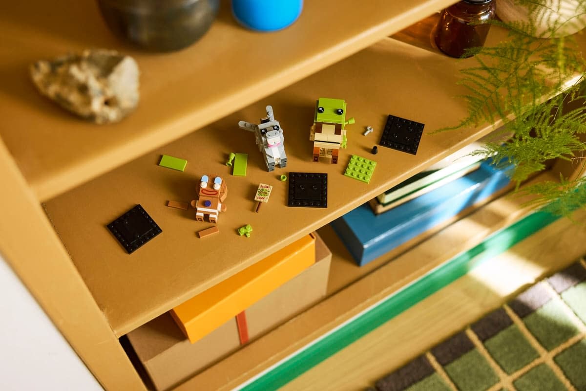 New LEGO BrickHeadz Shrek, Donkey & Gingy Set Revealed