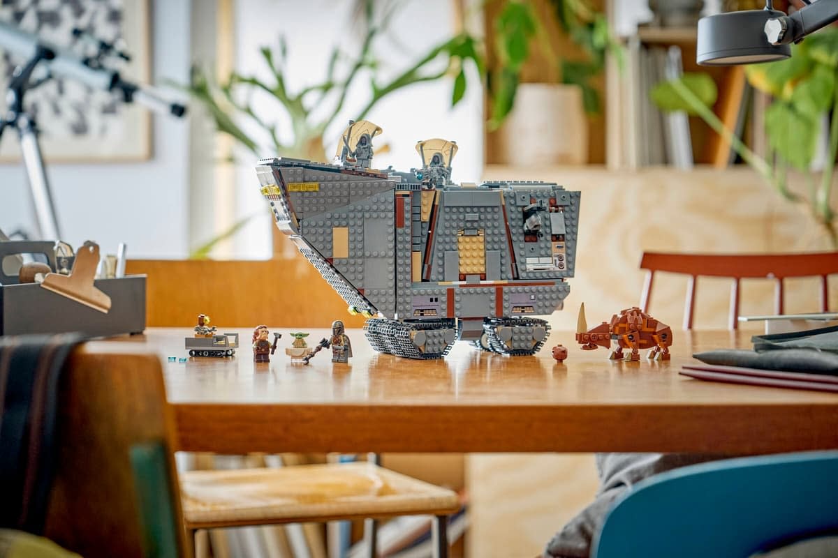 New LEGO Star Wars The Mandalorian Offworld Sandcrawler Set Debuts