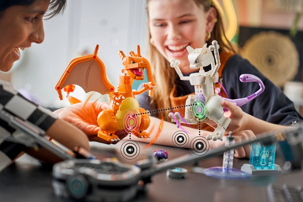 LEGO Reveals New Pokémon SMART Play Mewtwo's Lab Break Set