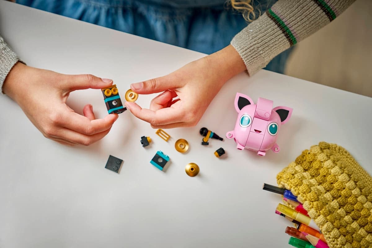 Jigglypuff Puts on a Concert with New LEGO Pokémon SMART Play Set