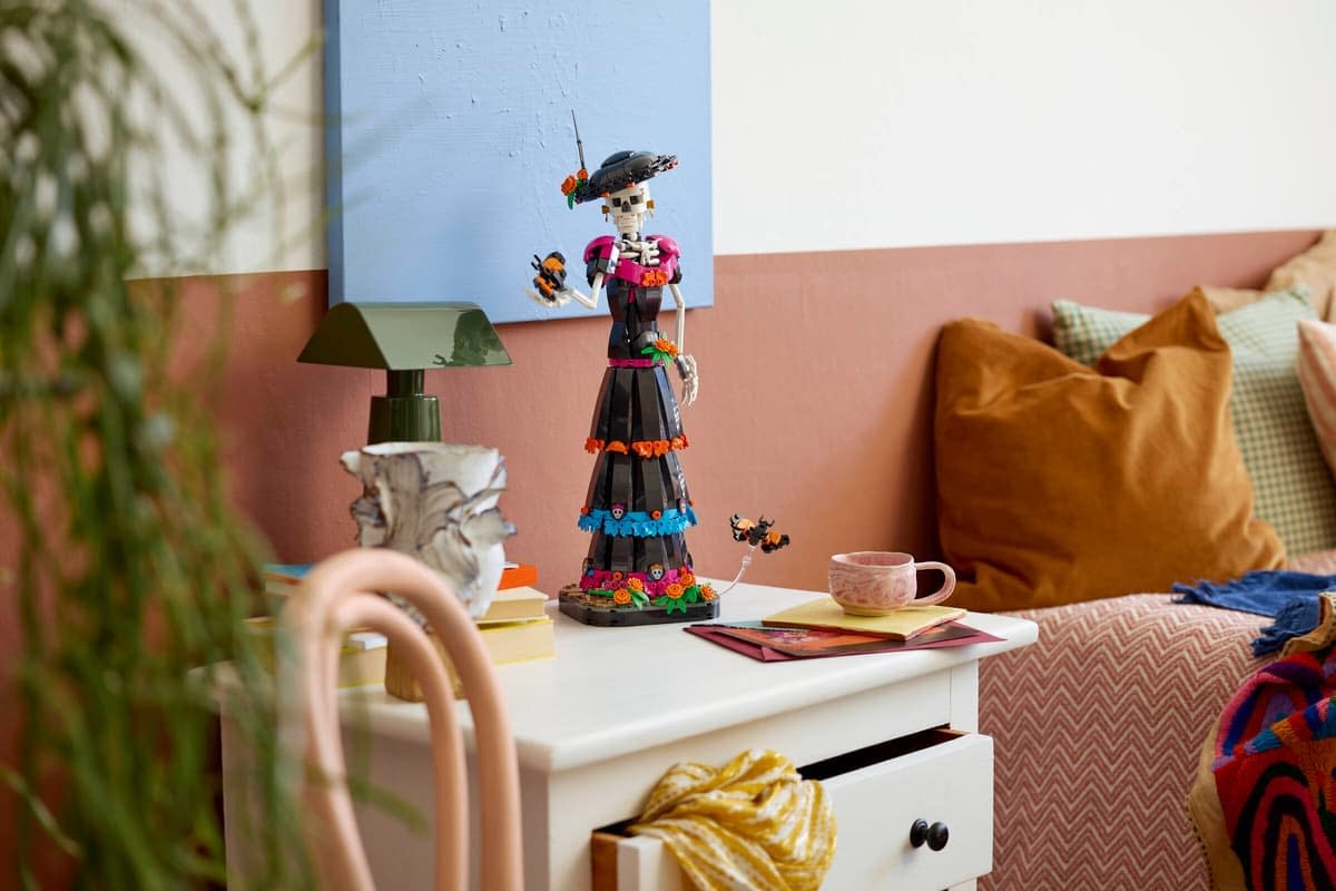 Prepare for the Day of the Dead In Style with LEGO Ideas La Catrina