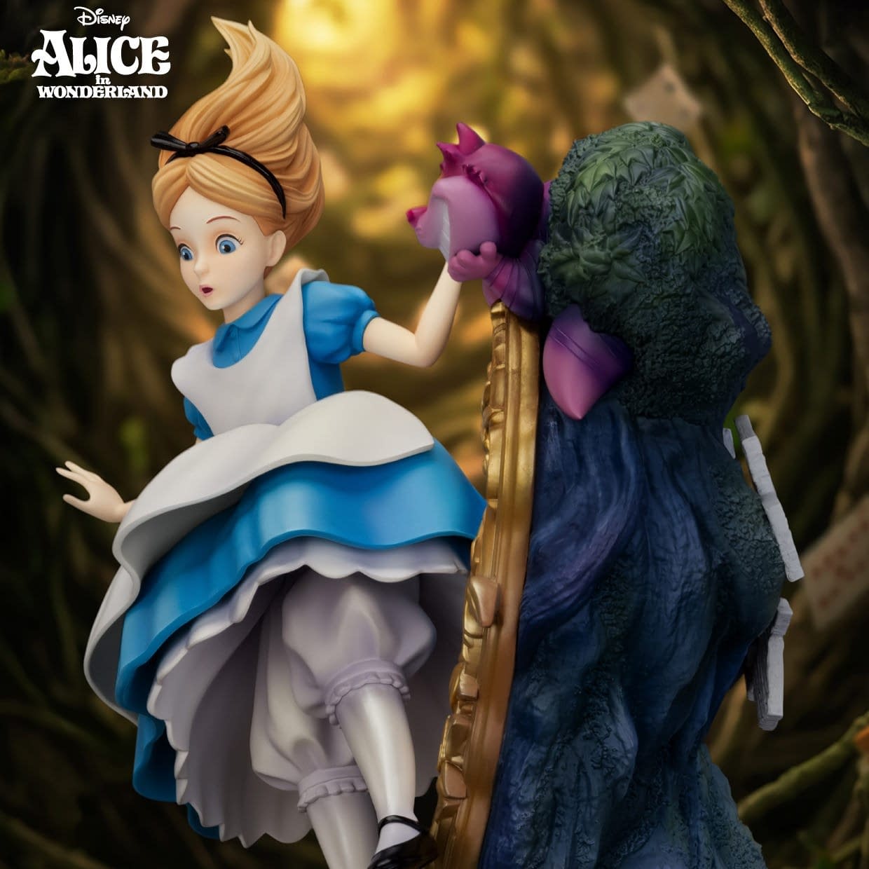 New Disney's Alice in Wonderland Statue Arrives from Beast Kingdom