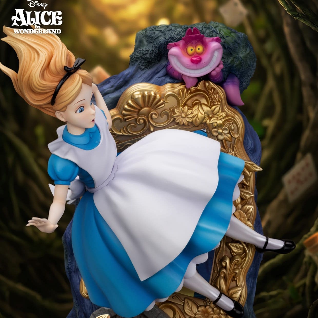 New Disney's Alice in Wonderland Statue Arrives from Beast Kingdom