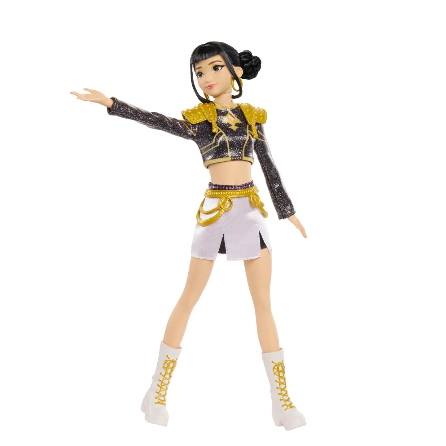 Seal the Honmoon with the KPop Demon Hunters Singing Zoey Doll