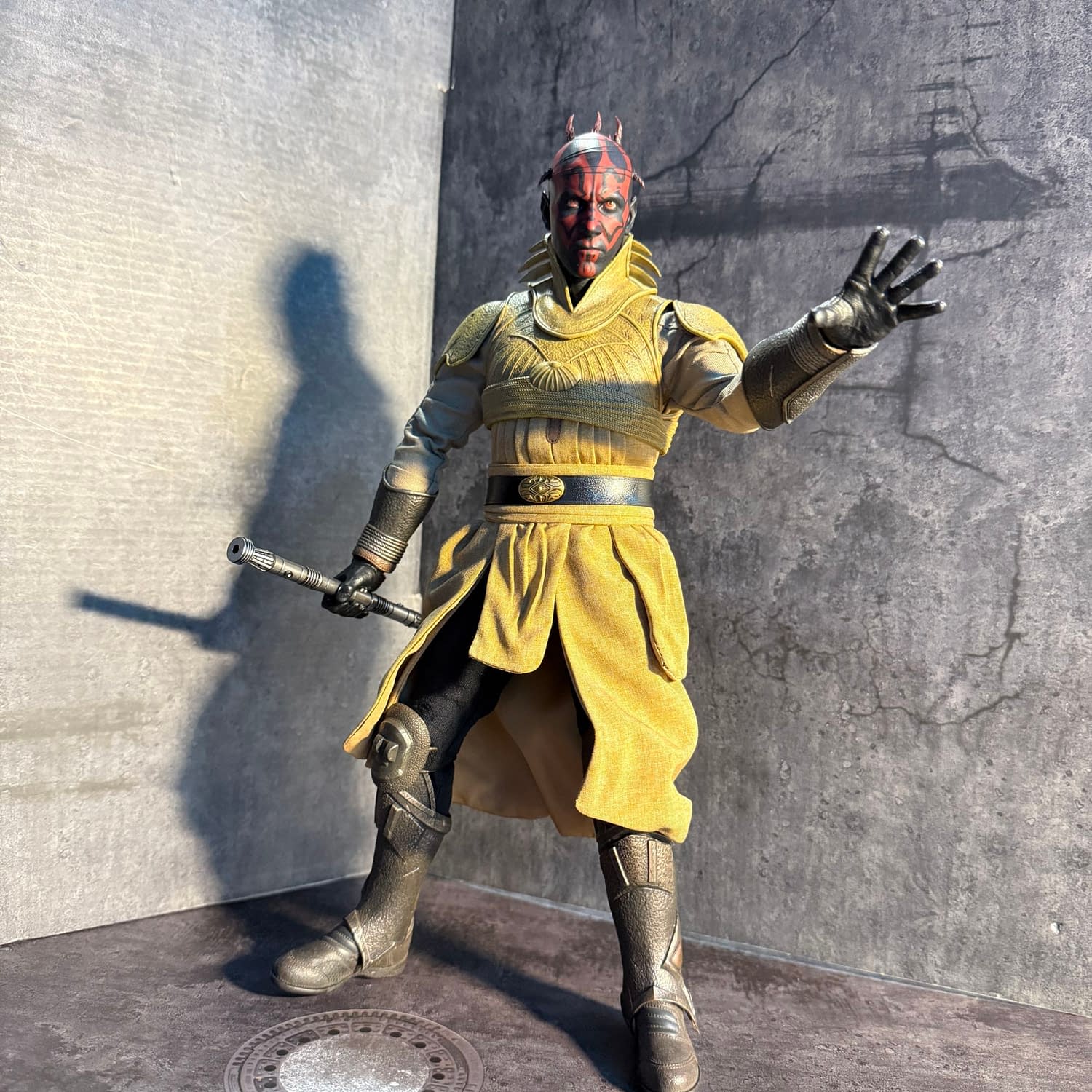 Embrace the Dark Side with Hot Toys Concept Art Darth Maul (Showcase)