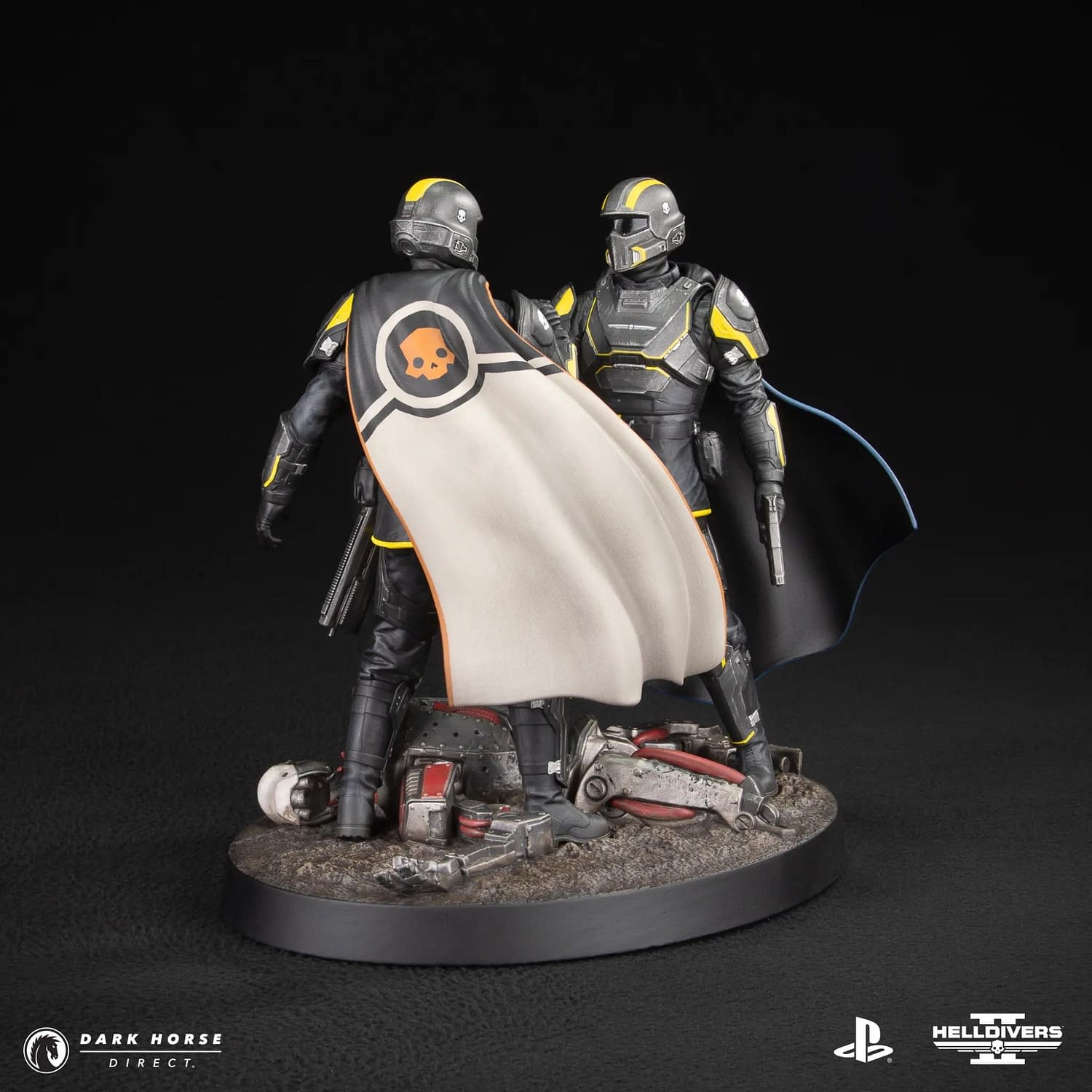 Helldivers II: Protectors of Democracy Statue Revealed by Dark Horse