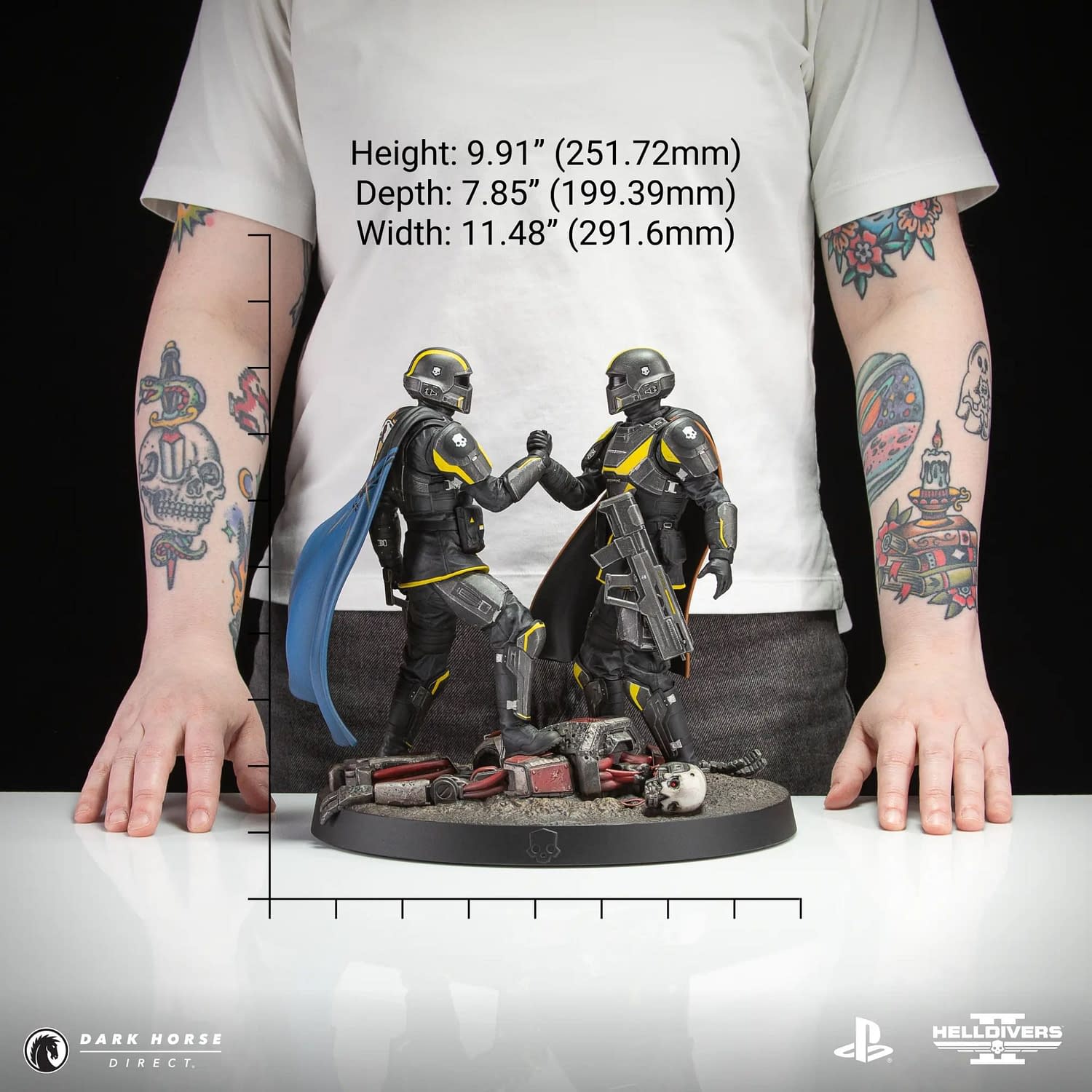 Helldivers II: Protectors of Democracy Statue Revealed by Dark Horse