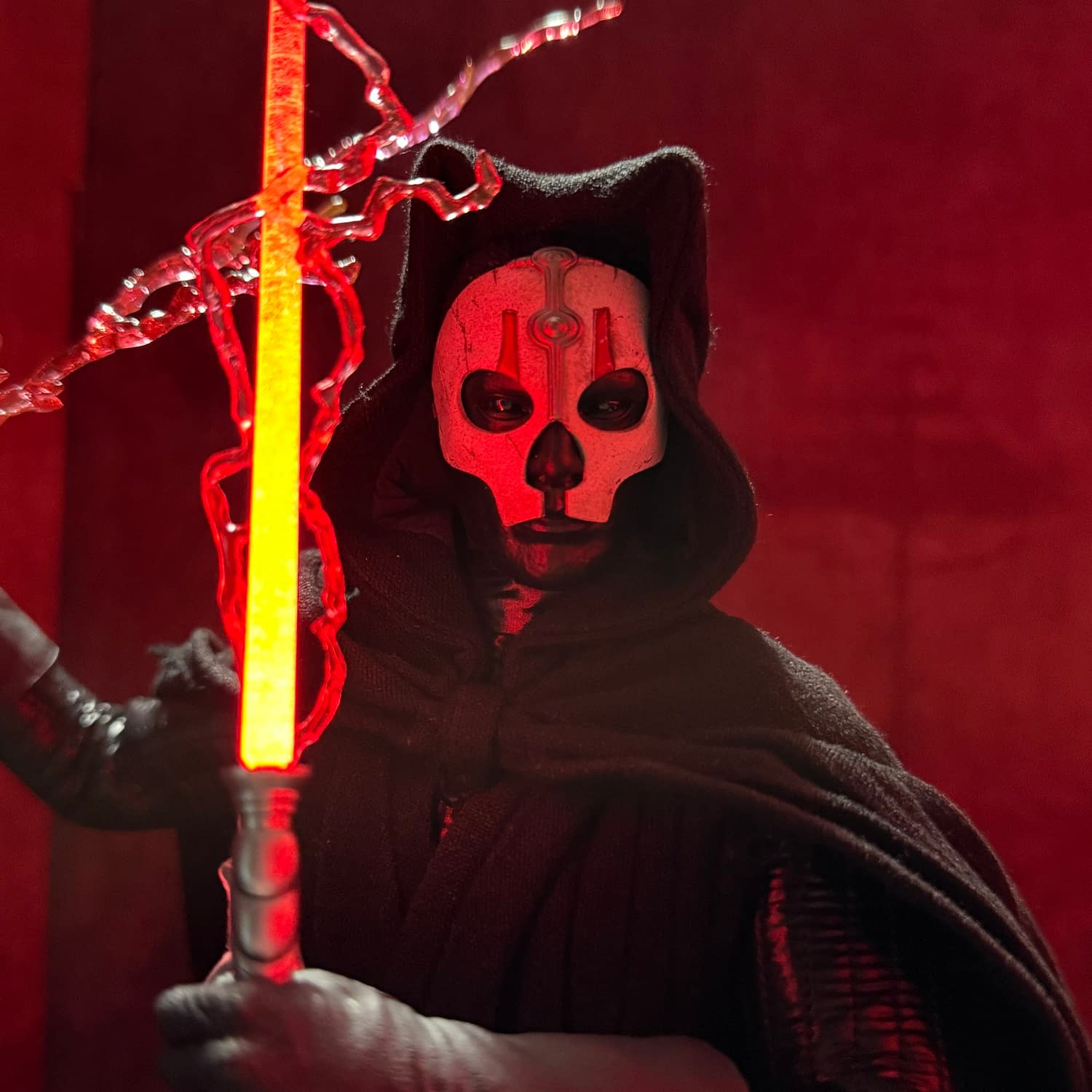 Hot Toys 1/6 Star Wars Showcase: The Hunger of Darth Nihilus Grows