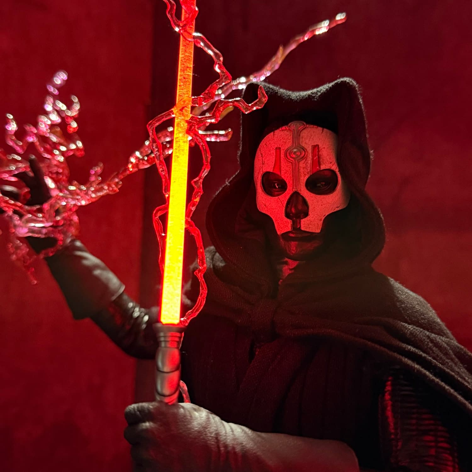 Hot Toys 1/6 Star Wars Showcase: The Hunger of Darth Nihilus Grows