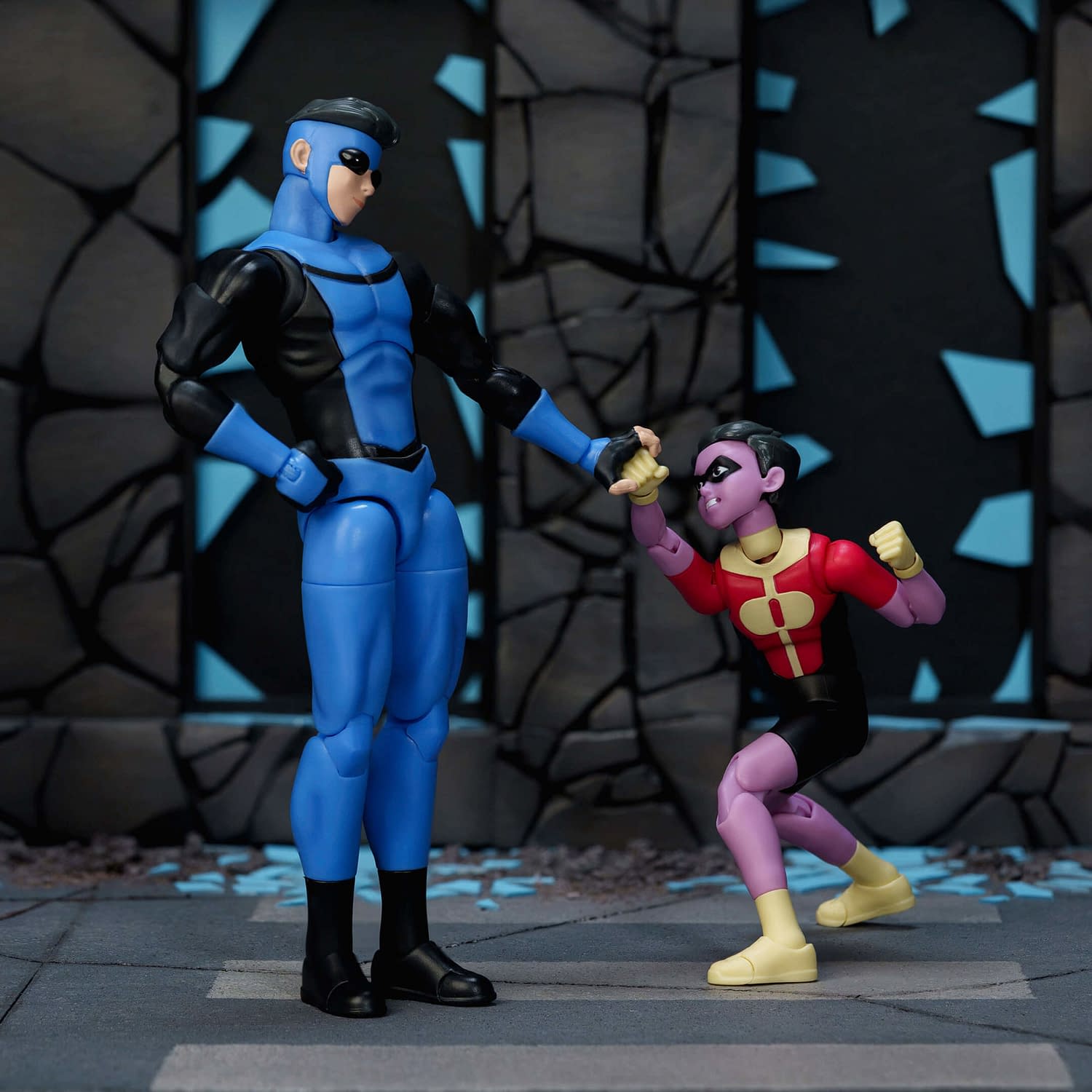 Kid Omni-Man Join the Fight with Jada Toys 1/12 Invincible Collection