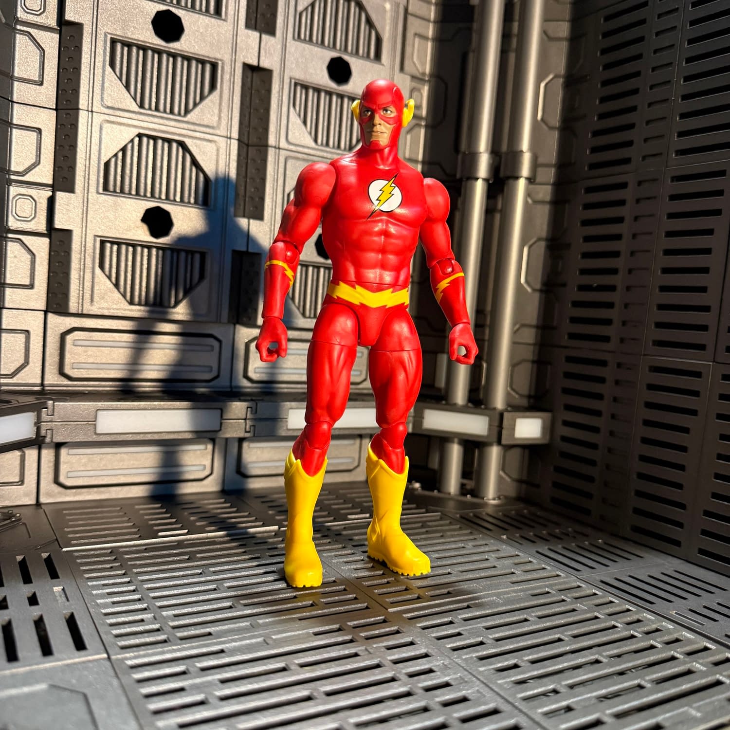 Mattel DC Comics Core Collection - The Flash Races Into Action