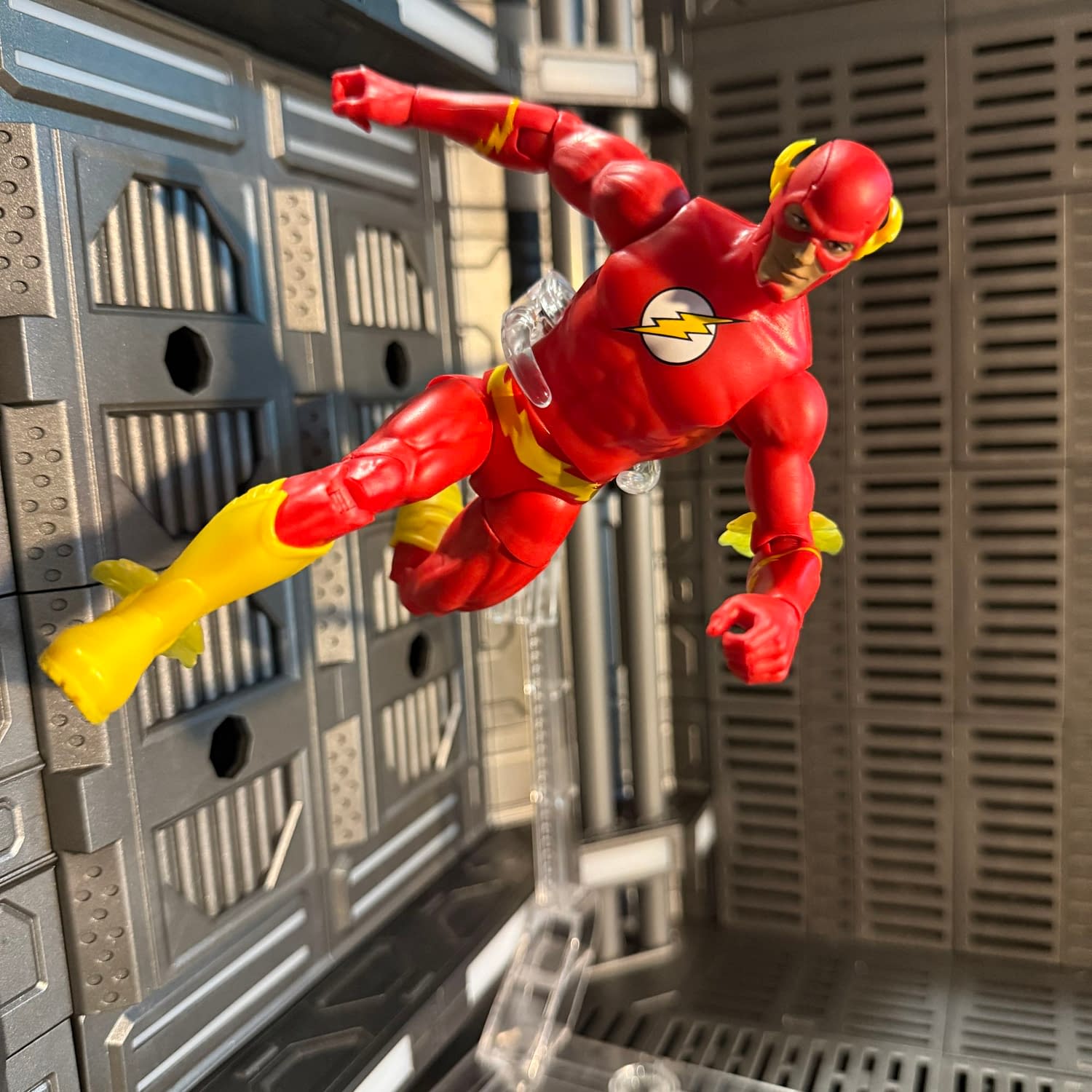 Mattel DC Comics Core Collection - The Flash Races Into Action