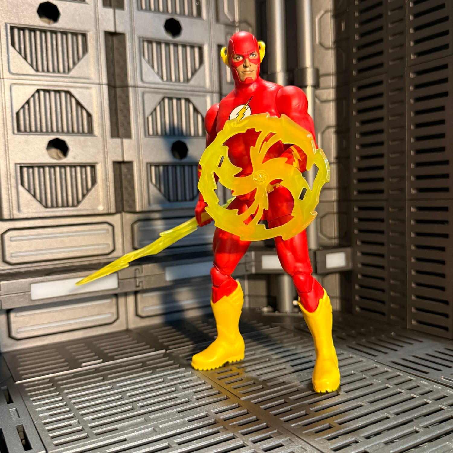 Mattel DC Comics Core Collection - The Flash Races Into Action
