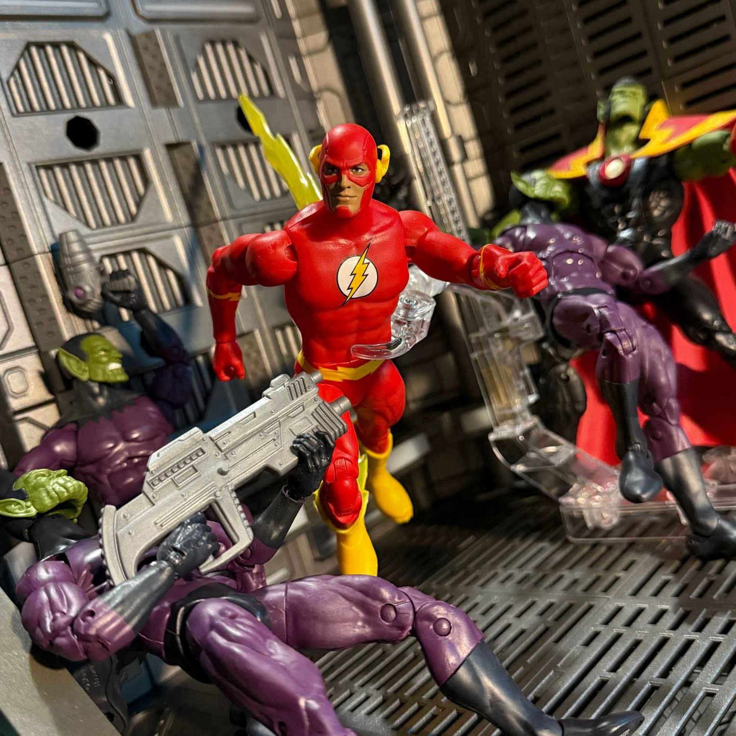 Mattel DC Comics Core Collection - The Flash Races Into Action