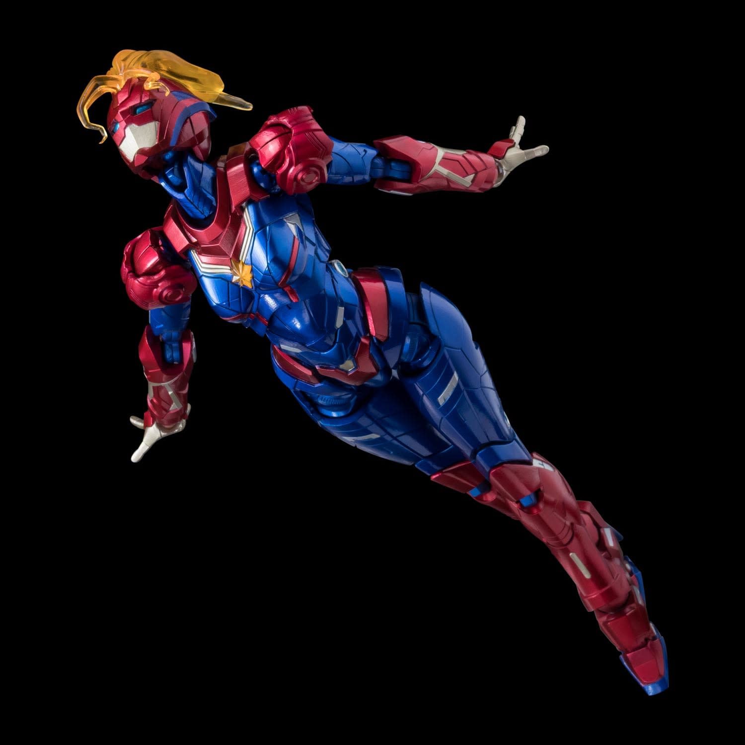 Captain Marvel Joins Sentinel's Marvel Fighting Armor Collection